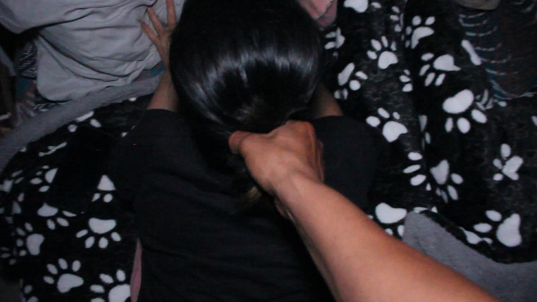 Kevin's Life: Intru în camera surorii mele vitrege și îi umplu păsărica cu lapte