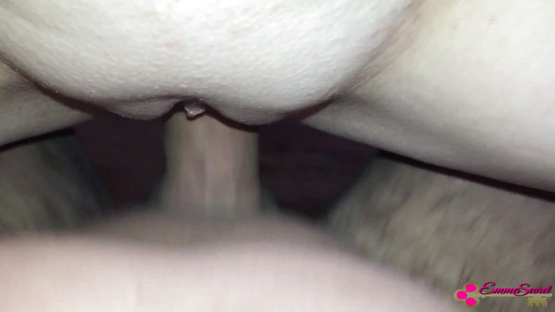 Emma Secret: Weihnachtsmarkt geschlossen! Fremder fickt mich blank!