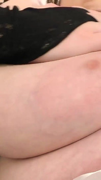 Büyük doğal memeli iri güzel kadın bodystockings'te