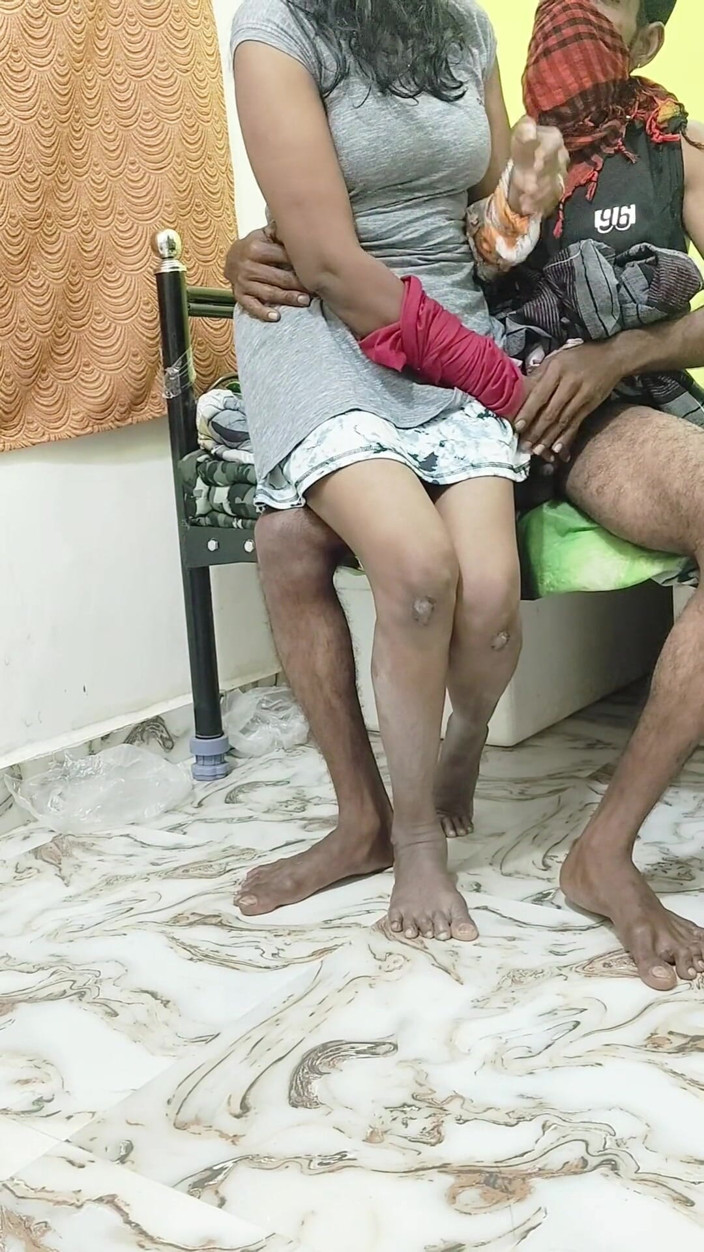Thesana: बिगाड़ने वाली ट्यूशन टीचर