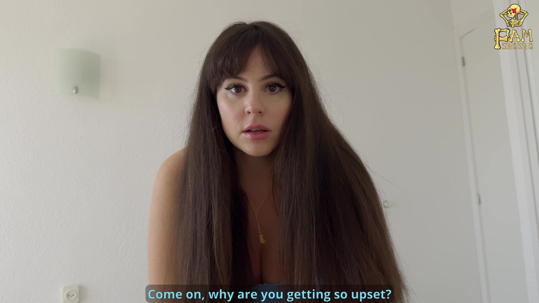 Pamsnusnu: 의붓오빠는 의붓여동생의 더러운 비밀을 발견합니다.