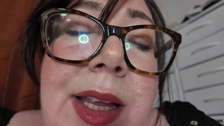 cutejayne: Pria mungil ini dientot sama pacarnya yang bejat - close up