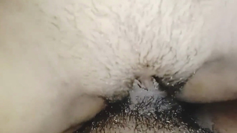 Boneshaker: Deshi ragazza del villaggio scopata da jija di notte porno...