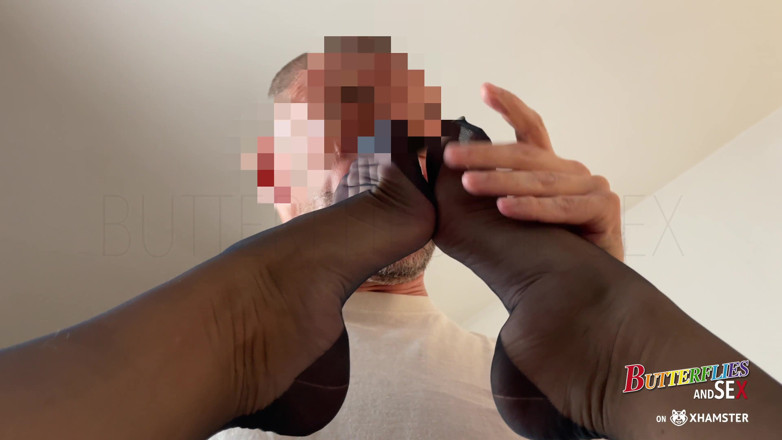 ButterfliesAndSex: Pancutan mani besar dari bapa tiri saya di kaki nilon...