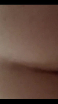 Aku menunggangi kontol