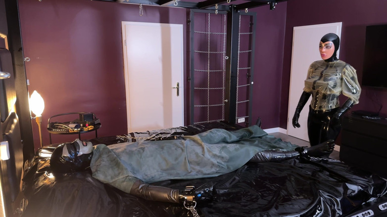 Rubber pervs: Ava fetiš umění a perverzní latexové vrstvy část 1/2