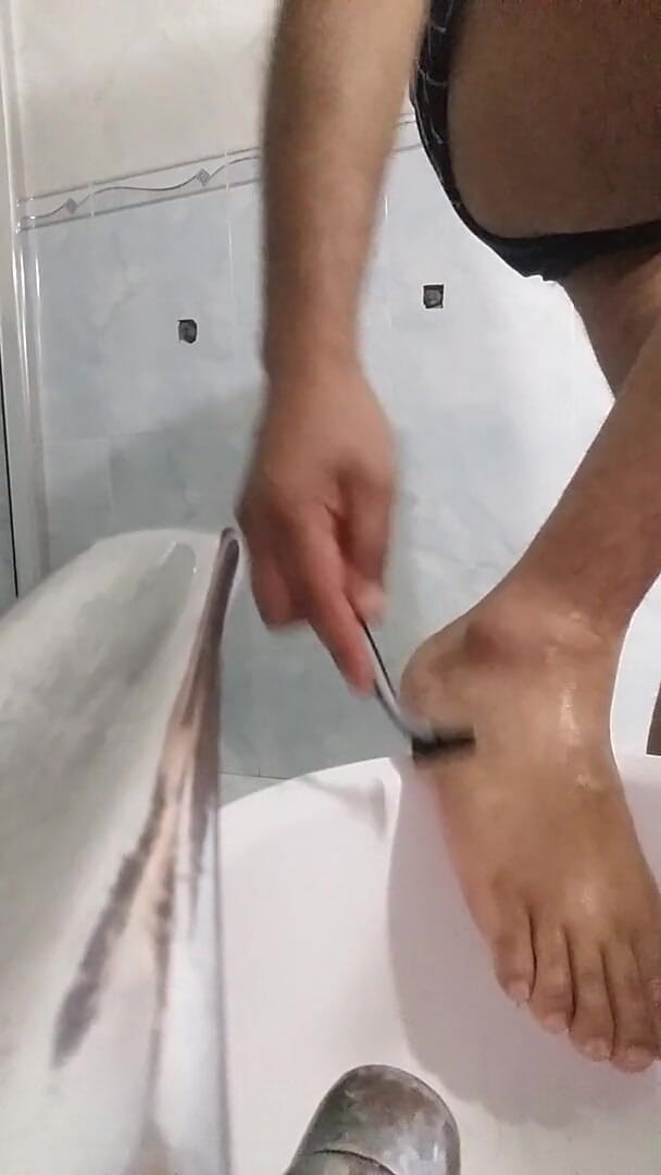 Boy top Amador: Bạn có đam mê chân không?! vì vậy đừng bỏ lỡ video...
