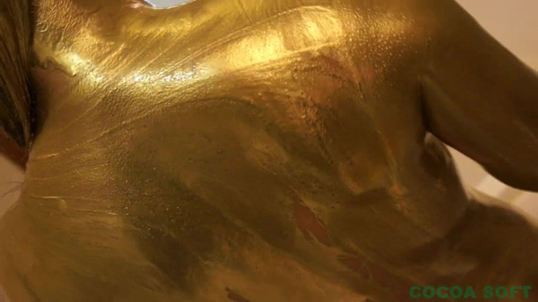 Cocoa Soft: This is the 4th in the world metallic body painting series