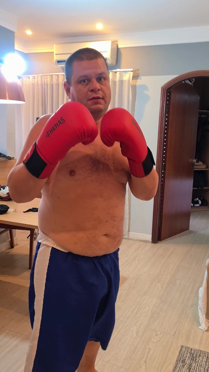 Punchbagplz: POV Nokaut przyszedłeś dla niego ... ale twarzą w twarz ze...