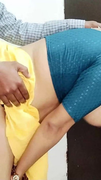 Big Boobs Bhabhi Sex with Landlord for Her Debt
