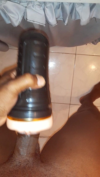 Islandvibes69: Jerking off S11 E6