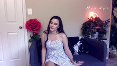 MiaNyx: Říká se, že joi fantazie nevlastní sestry