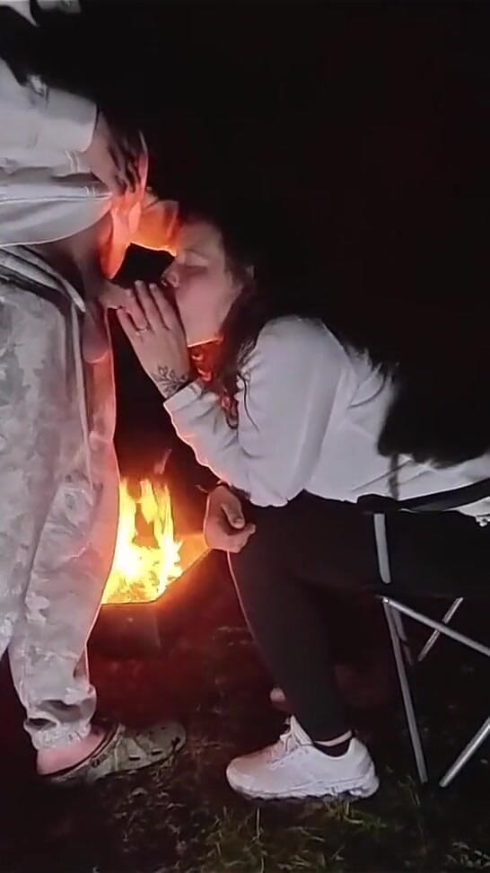 Mya Lane: Esposa furtiva en público campamento de sexo