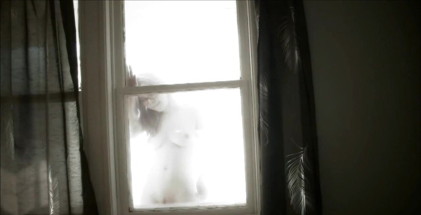 Kira Burn: Fetiche de lamber janela - Kira Burn