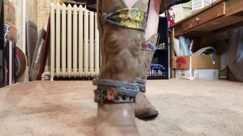 Raven Willow: Shhhh guarda