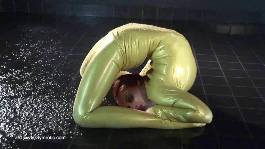 Flexible Mask Fetish (Flexilady) Flexible Mask Fetish (Flexilady)