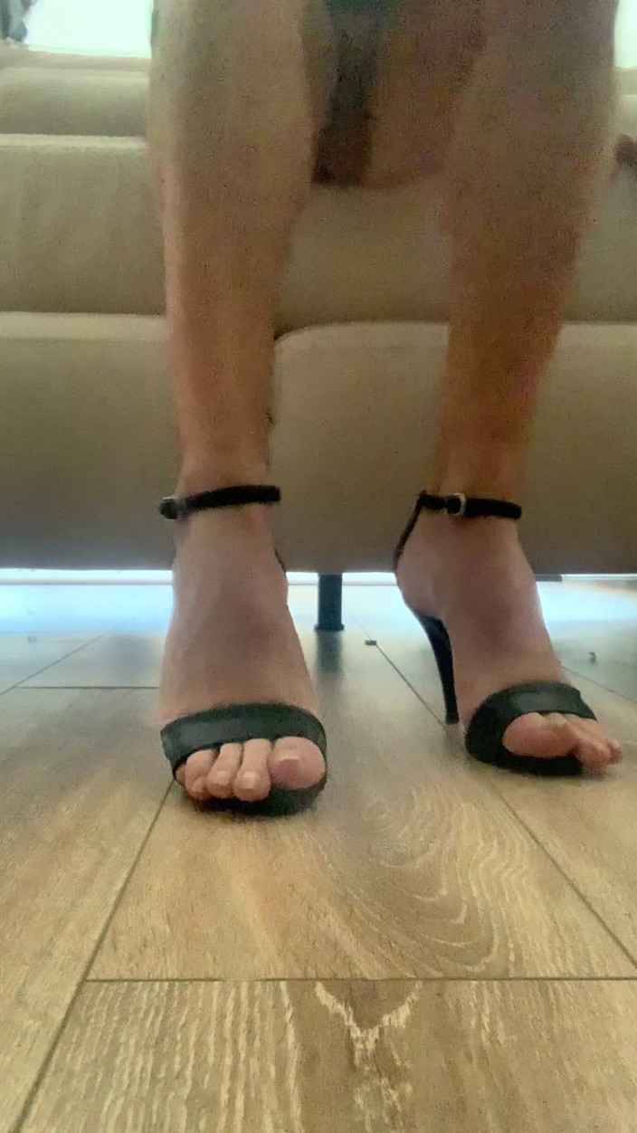 cd_aysemmm: Itulah sebabnya saya suka lelaki dengan zakar besar, batang saya...