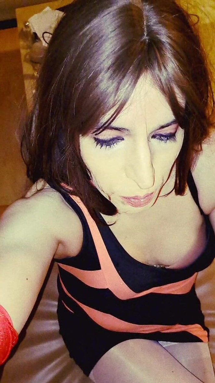 Tammy sissy slave: Tammysissy se filmează pe Grout