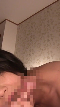 Eine schlampe mit einem gepflegten gesicht unter der unzüchtigen Verkleidetung! Eins-zu-eins mit einer amateur-versauten ehefrau von nebenan 3-5