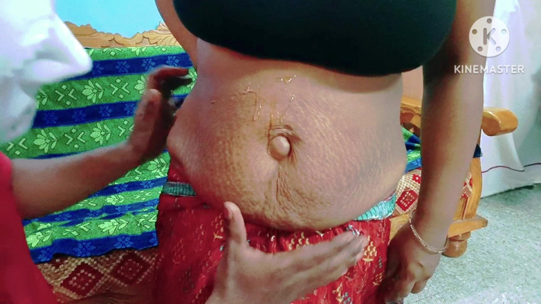 Sweethoneybgl: desi larke dvara parosi aanti ki hot naabhi hani ke...