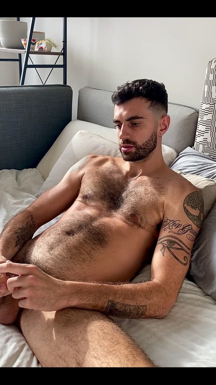 Eli Thorne: Bigboi_eli Solo Jerking &amp; Huge Cumshot