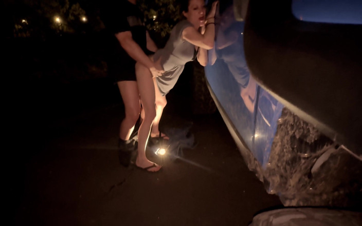 Whore Moan: Am straßenrand quickie öffentliche halsfick hurenfrau