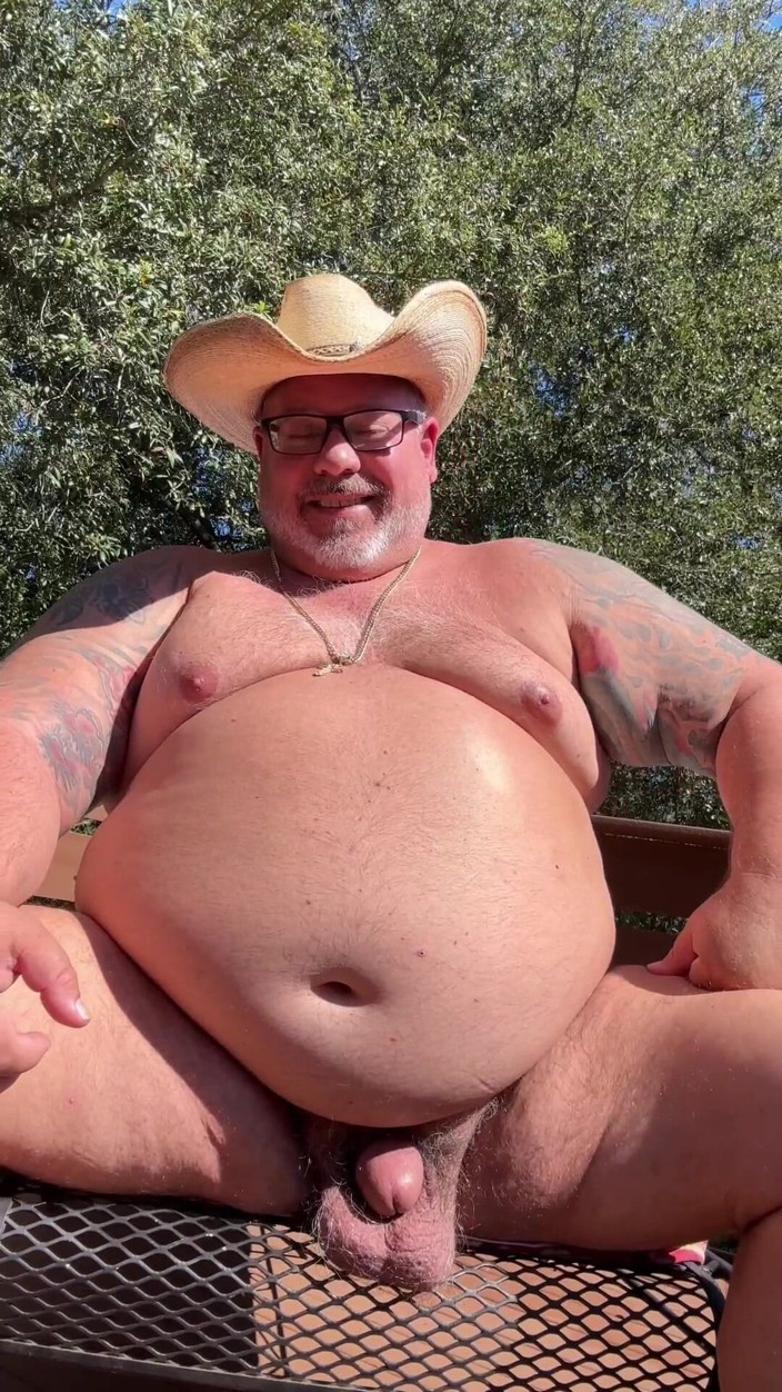 Hand-Free-Daddy-Chub: Il cowboy ha enormi palle dei bull che puzzano di...