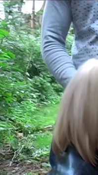 SCOUSE MILF Tia Layne Mahu Menjadi Si jalang dogging, Jadi Dia Kepala Ke Dalam Hutan Untuk Mencari Tiga Orang Asing Yang Digantung Untuk Tolong