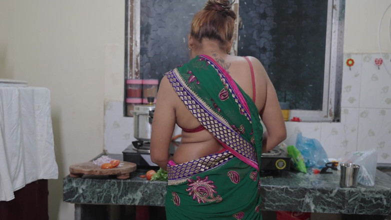 Sexymaal12324: A empregada da casa fez sexo quente com seu chefe