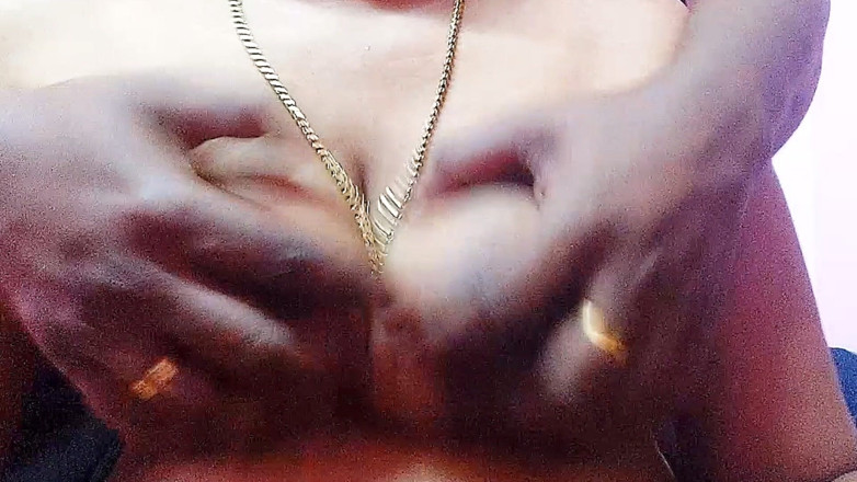 Desi Mohini: Professeur indien