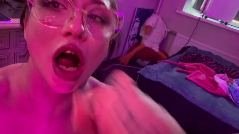 Eva Borisova: Čelní část brýlí