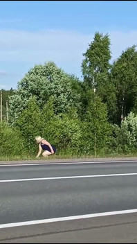 Ich werfe meine Unterhose auf die Straße