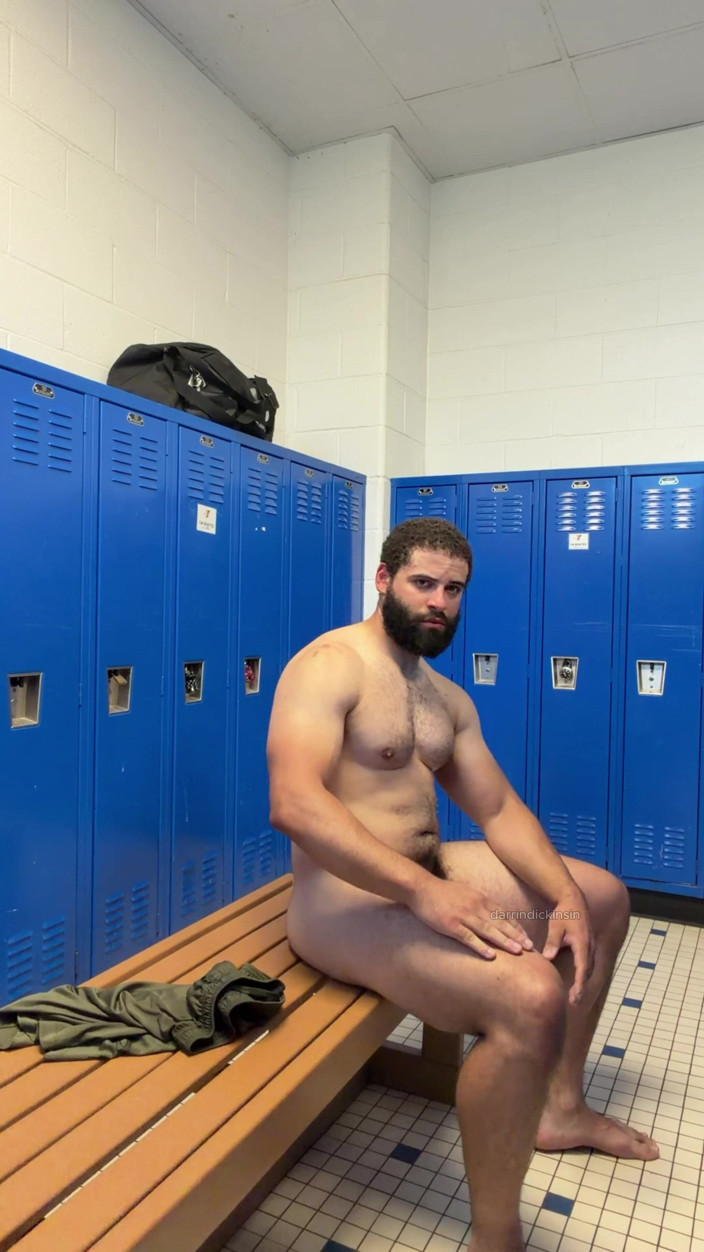 mascbeef95: Muscle Cub in Locker Room