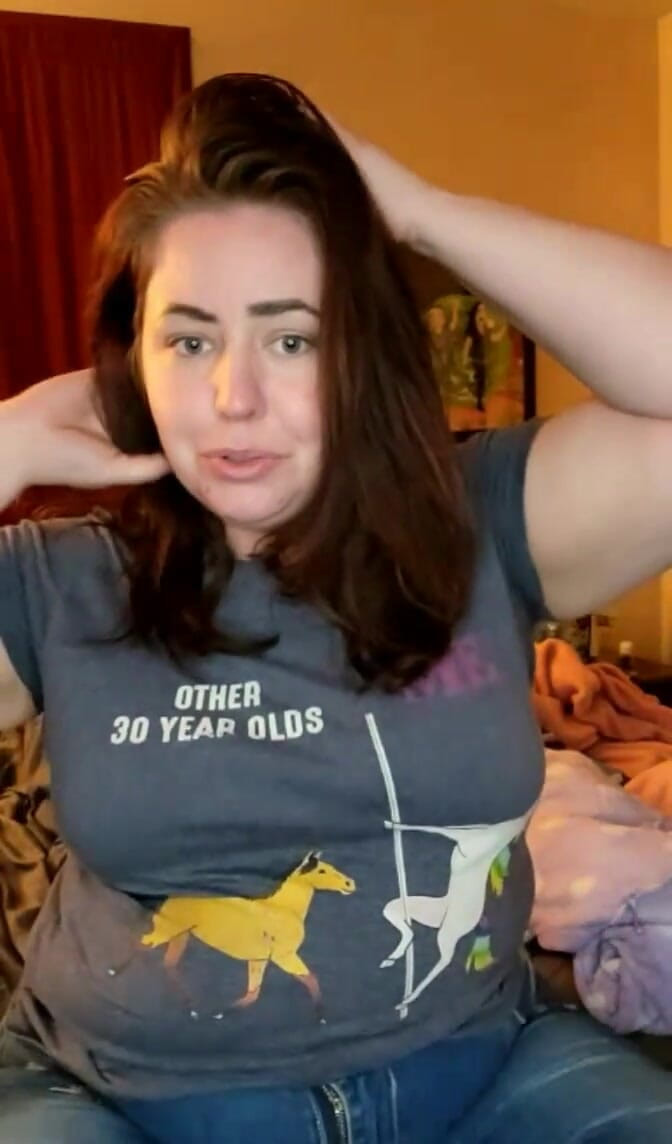 KinkyKatie: Güncelleme Hiçbir yere gitmiyorum