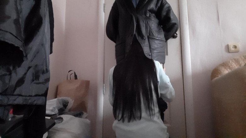 Lesbian-candys: Jag kommer snabbt i min grannes mun eftersom hennes man...