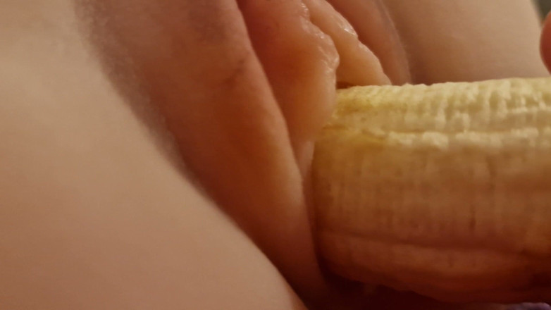 Nicoletta Embassi: Eating a Banana in a Fetish Style