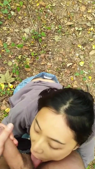SpicyGum: June Liu - estudante chinesa ao ar livre bate boquete