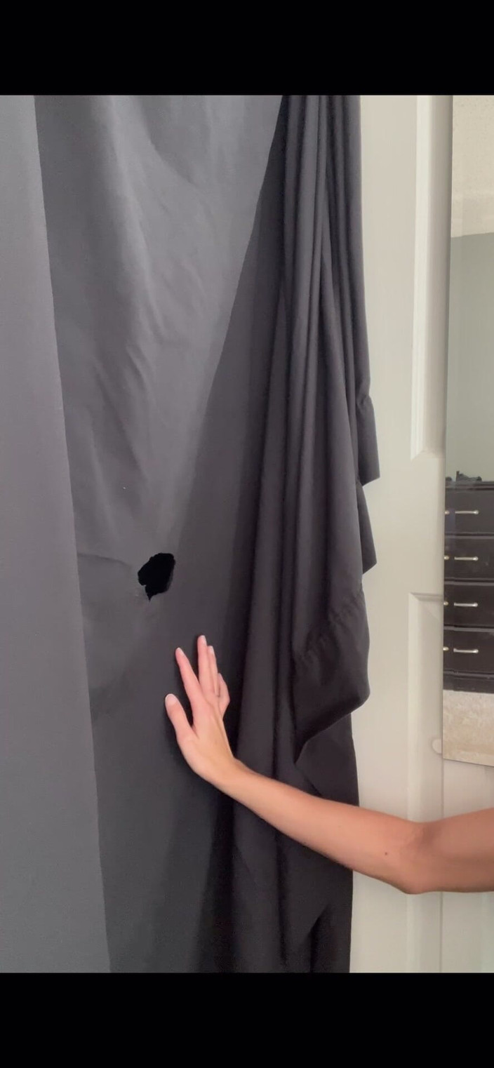 Tattooeddaddy1: Nympho Lyndsay Sucks Strangers Cock at the Gloryhole