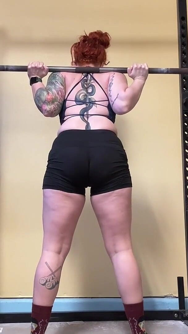 Veggiebabyy: Cquats Hari Kaki Clenching Dan Deadlifts Powerlifting Senaman Barbell