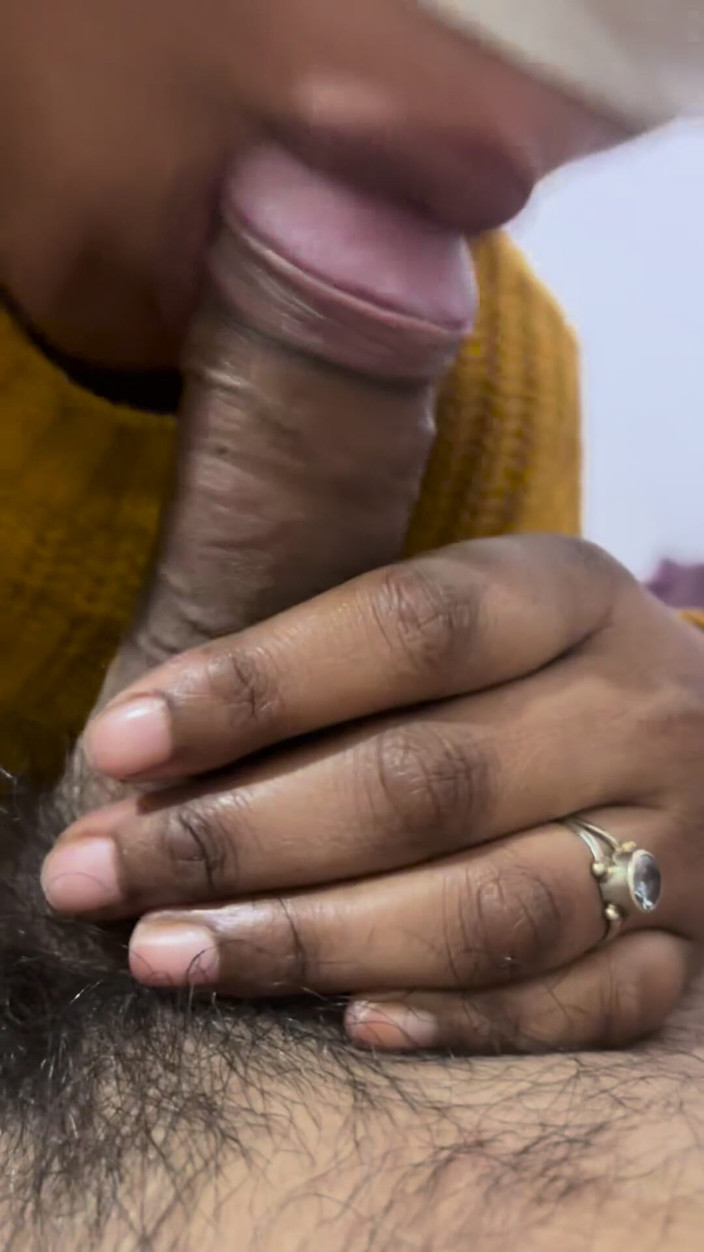 Sexyboy24: Indická přítelkyně má sex, kouření a anální sex