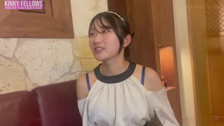 THAT'S WHAT SHE SAID: Înger asiatic 26059