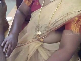 Luxmi Wife: Follando Chithi / Chaachi en sari sexy - parte 1