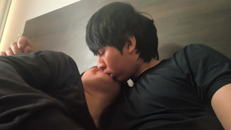 Moo DBOXXX: Une chrétienne de 18 ans veut se faire baiser tous les...