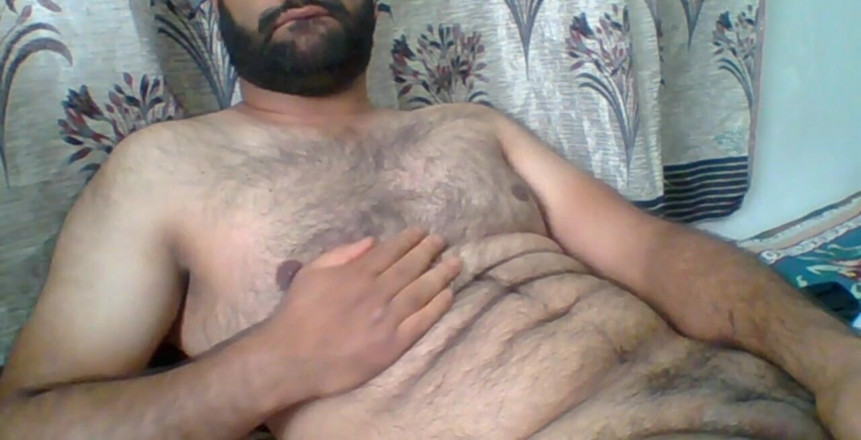 BibearXXX: Hra na bradavky. BibearXXX