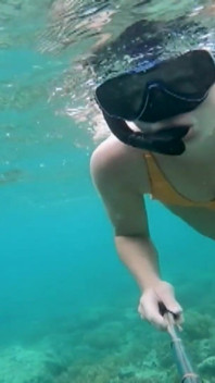 Snorkel Slut: Tight Bikini, Dive Mask & Underwater Fin Tease