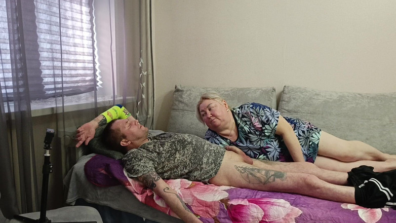 Zona901: Vecina face o muie profundă pentru a obține o porție...