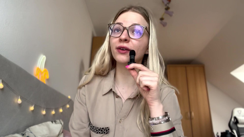 Goddess_Bella_Rae: Tôi có phải là những người thoái hóa không? Femdom