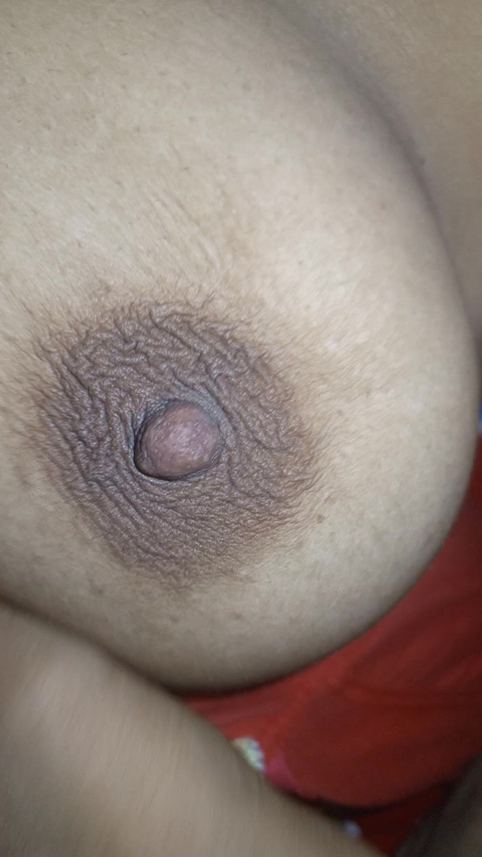 Nadiyabd: In der nacht lutschte stiefmutter nadia den penis ihres stiefsohns