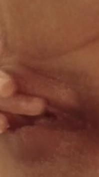 I Masturbate My Wet, Tight Pussy to Orgasm