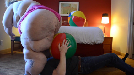 Full Weight Productions: Массивные бедра на яйцах Bobbi Jo